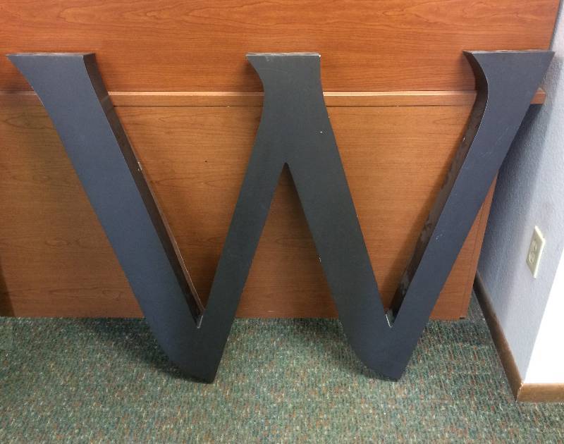 lot 8 image: Graphite Letter WM