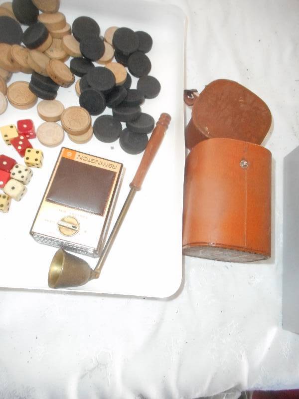lot 10 image: VINTAGE MISC