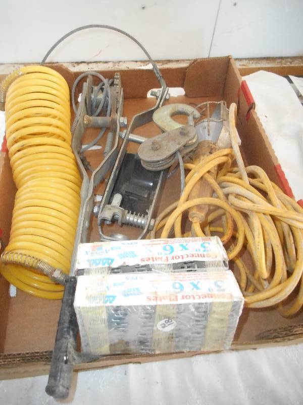 lot 57 image: GARAGE STUFF