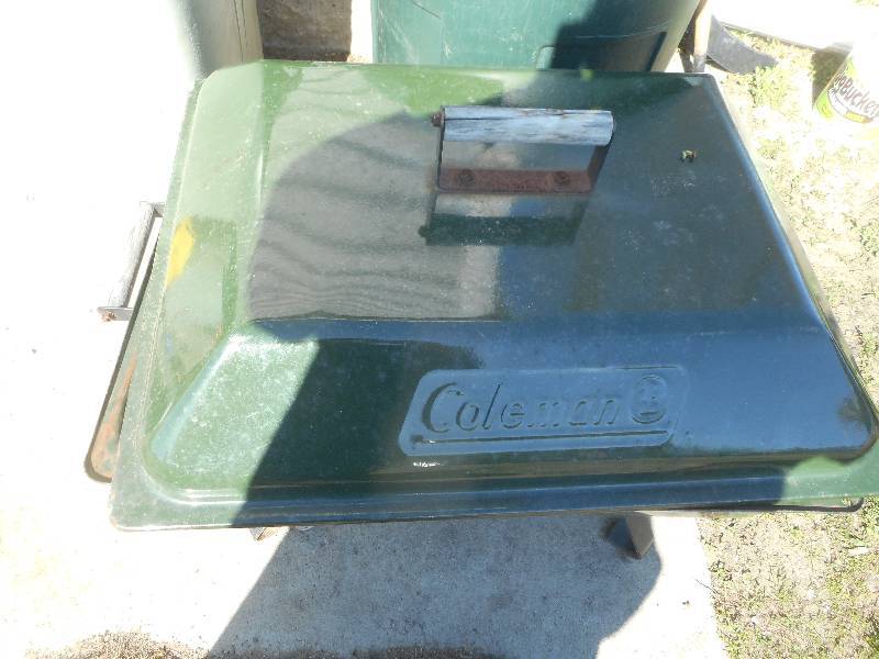 lot 85 image: COLEMAN CHARCOAL GRILL