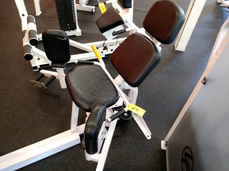 lot 28 image: Nautilus Hip AbductionAdduction...
