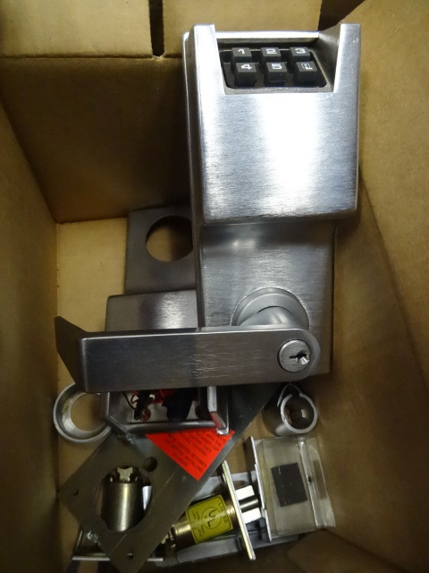 Electrically controlled single poin...