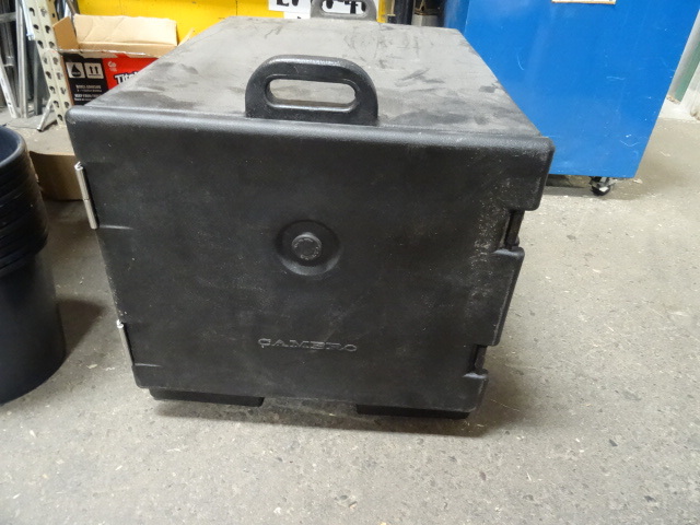 Cambro Hot food holding cabinet for...