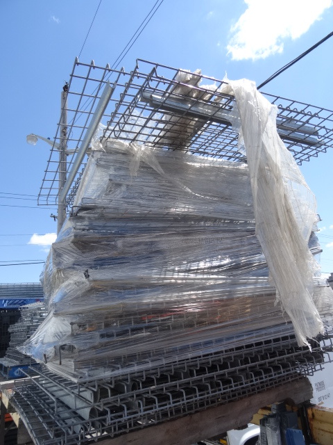 Pallet rack grates. 43 x 46. Qty ap...