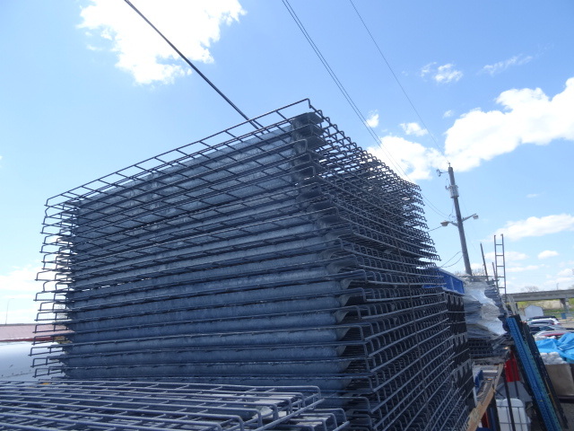 Pallet rack grates. 47 x 51. Qty 29...