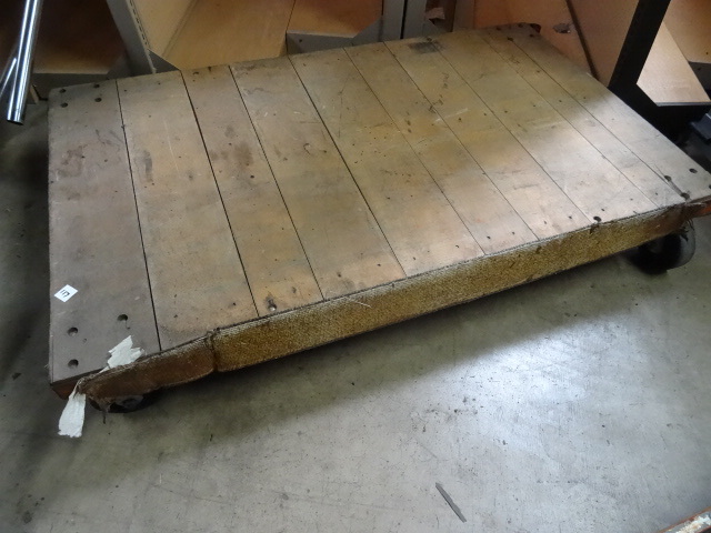 Heavy duty 4 wheel shop cart. 36 x ...