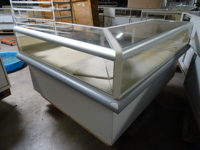 L shaped glass show case. 57 x 22 x...