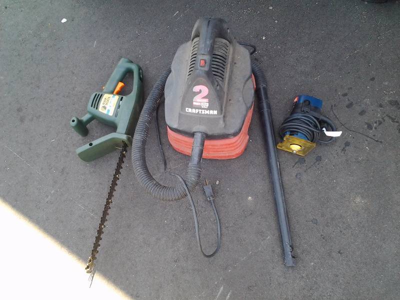 lot 10 image: Black & Decker 16 Inch Electric Hedge Trimmer, Craftsman Wet Or Dry Vac, Ryobi Router
