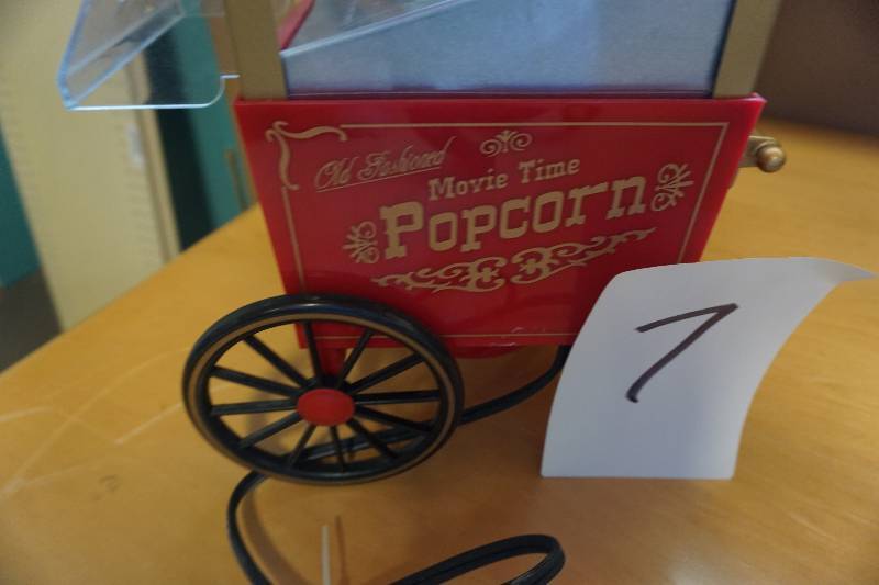 Old Fashioned Movie Time Model 207226 Electric Popcorn Popper
