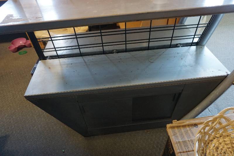Metal Retail Display Shelving Unit