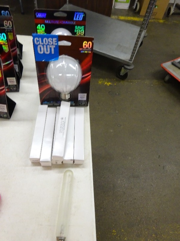 LED 40 Watt, 60 Watt, 20 T Lot of 7