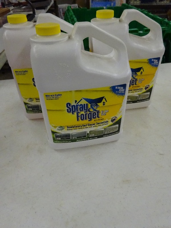 Spray and forget roof cleaner new