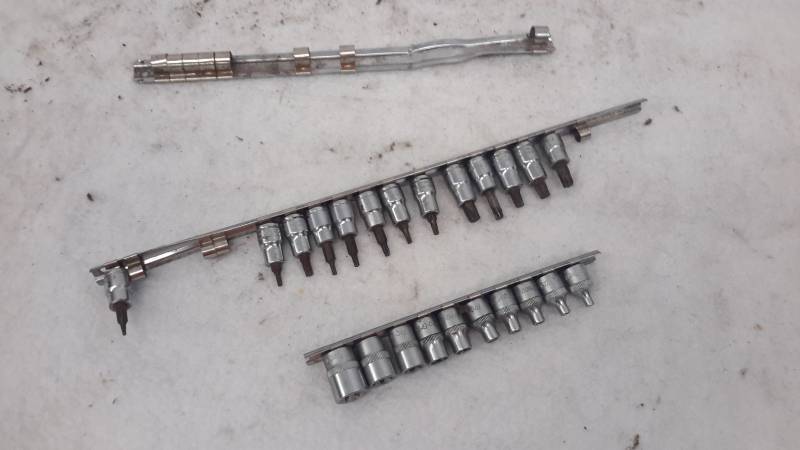 lot 44 image: Specialty sockets