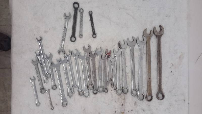 lot 46 image: Wrenches