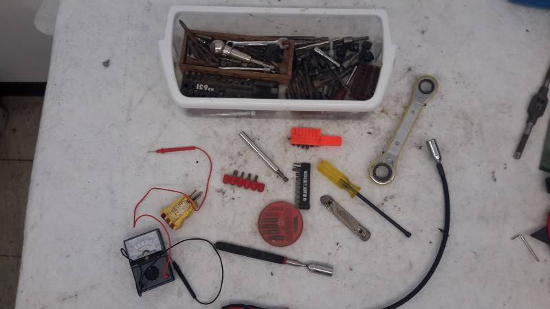lot 49 image: Tools