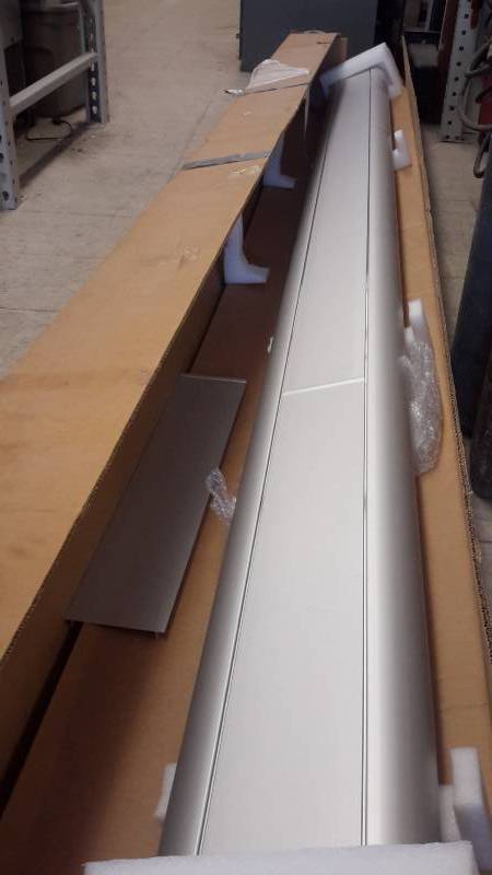 lot 60 image: Powerelectronics pole