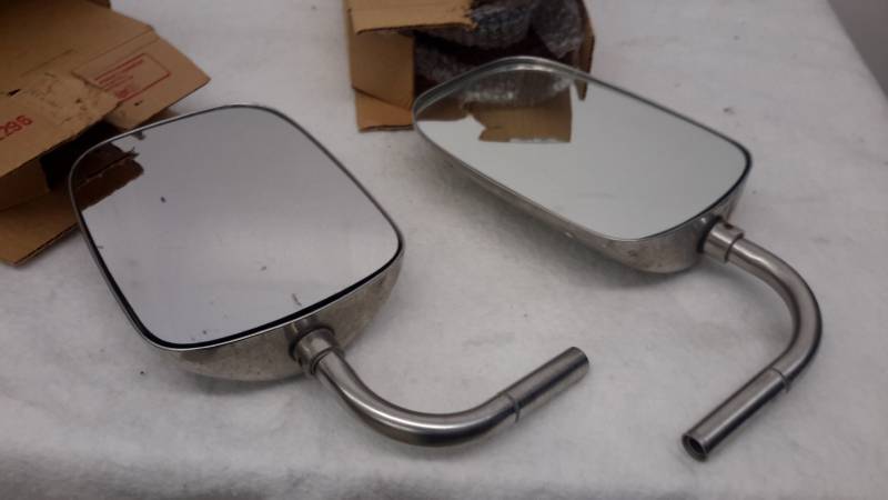 lot 66 image: GMChevy mirror