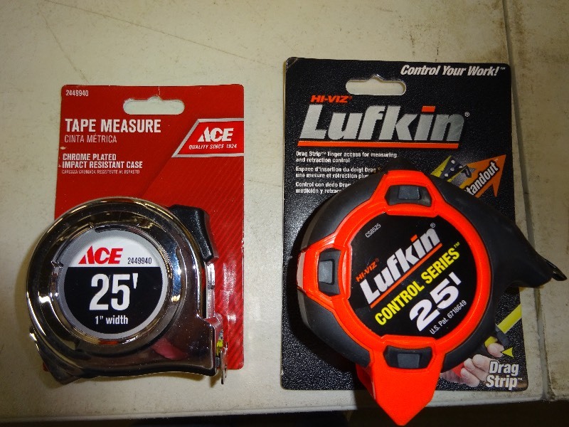 lot 16 image: 2 Tape measures 1 Lufkin