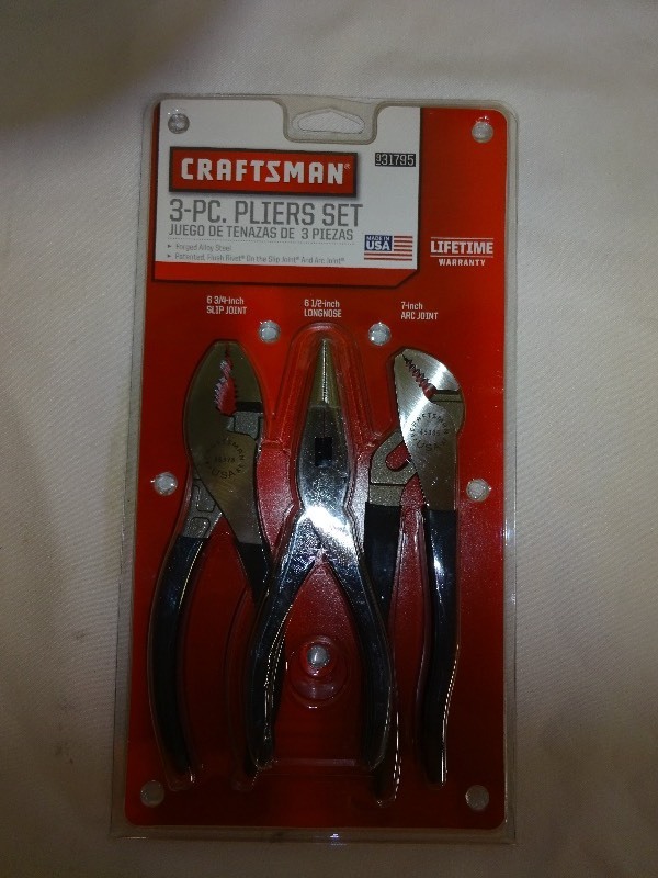 lot 75 image: Craftsman 3 pc pliers set