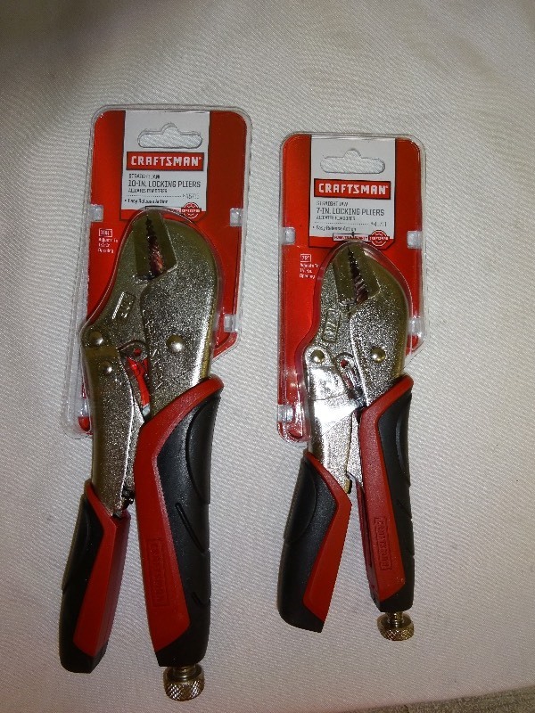 lot 77 image: Craftsman 7 and 10 locking pliers