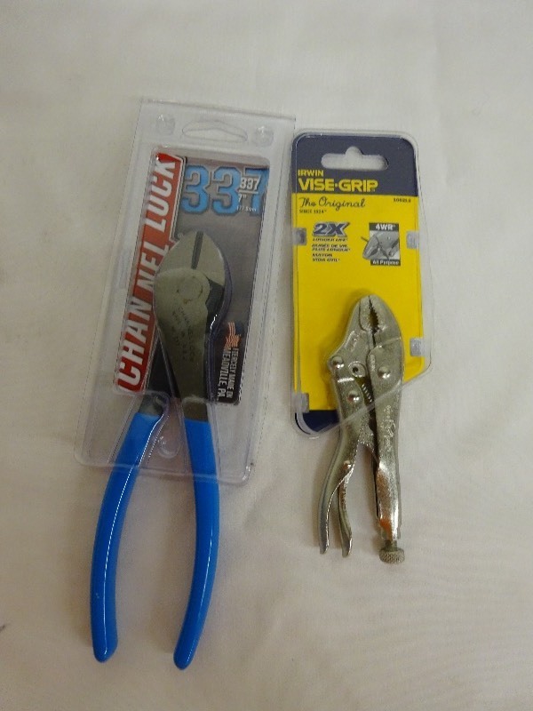 lot 82 image: Irwin case grip, Chan Nel Lock 7