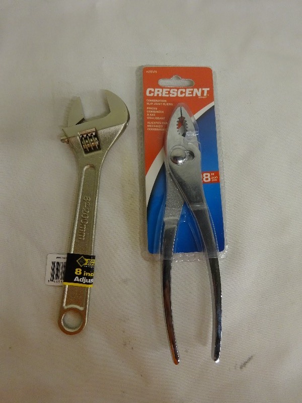 lot 85 image: Crescent slip joint pliers, 8 adjustable wrench