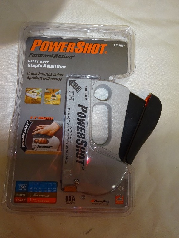 lot 87 image: Power shot heavy duty staple and nail gun