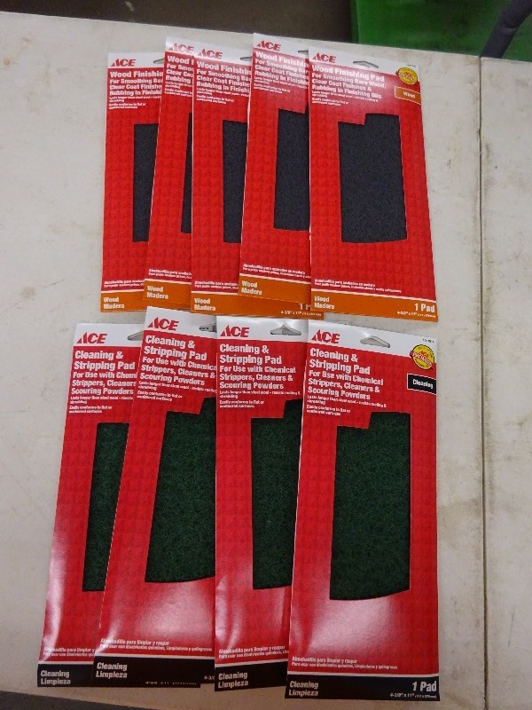 lot 101 image: Cleaning stripping pads, wood finishing