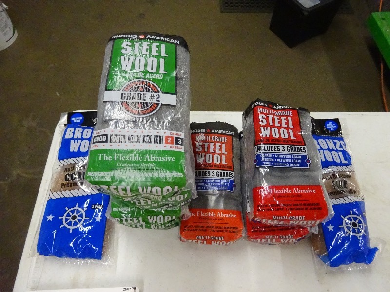 lot 107 image: Variety of steel wool