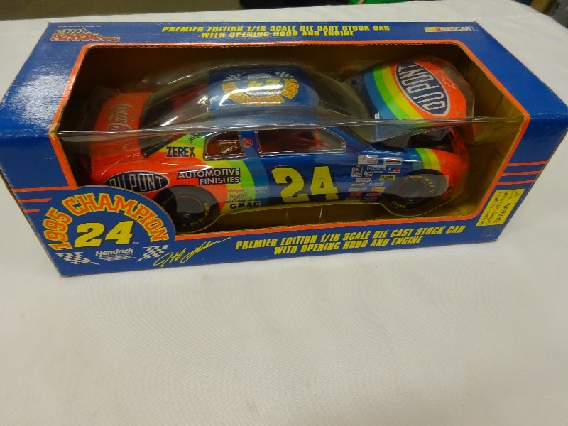 1995 Champion 24 Hendrick 118 scale die cast