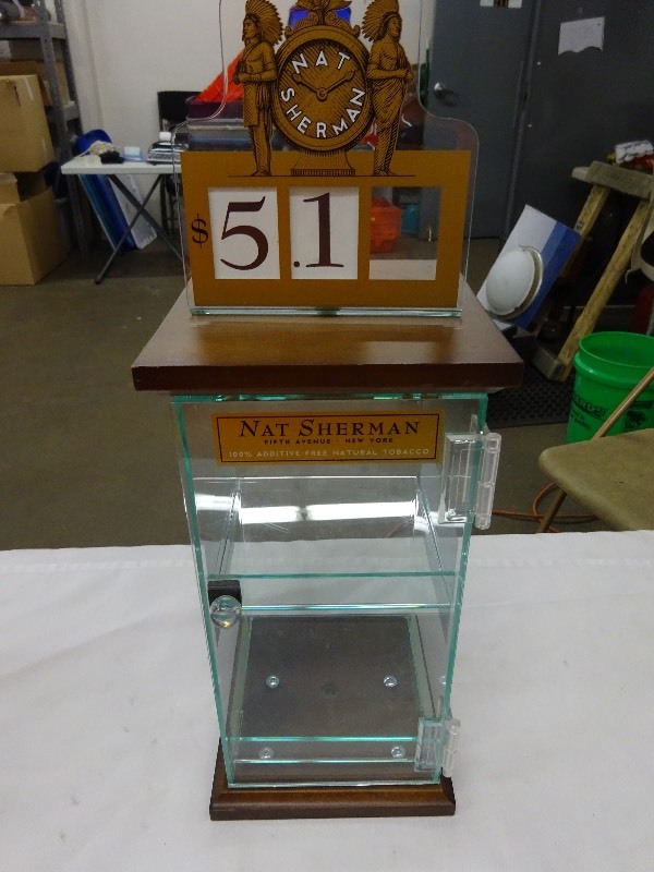 Plastic display case