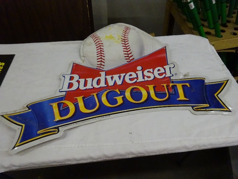 Budweiser Dugut tin sign