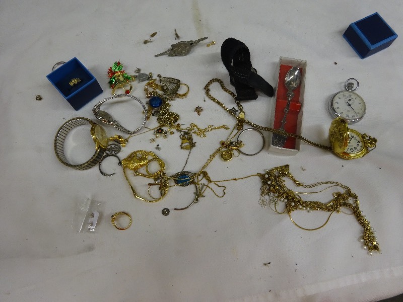 Variety of jewelry