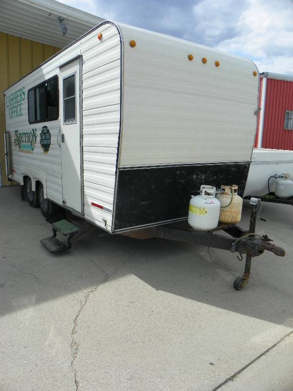 lot 2 image: 1988 Lazy N CashierOffice Trailer