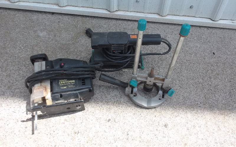 lot 24 image: Lot - BD Sander, Craftsman Scroll Saw