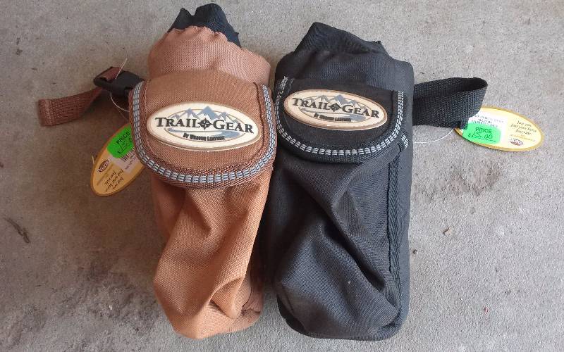 lot 69 image: Pair - NWT Trail Gear Water Bottle Holders