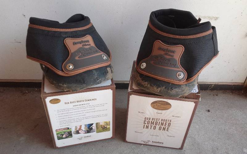 lot 73 image: Easy Boot Horse Boot, Pair, Size 4.5