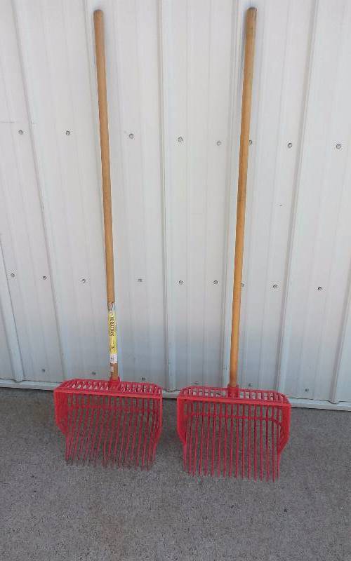 lot 144 image: Lot - (2) DuraForks DuraPitch 2
