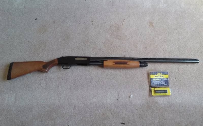 lot 153 image: Mossberg AccuMag 12 Gauge Shotgun, 28 Barrel, 2.75, 3, 3.5