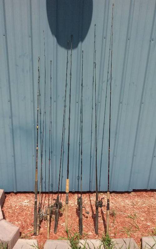 lot 157 image: Lot - Misc Fishing Rods & Reels