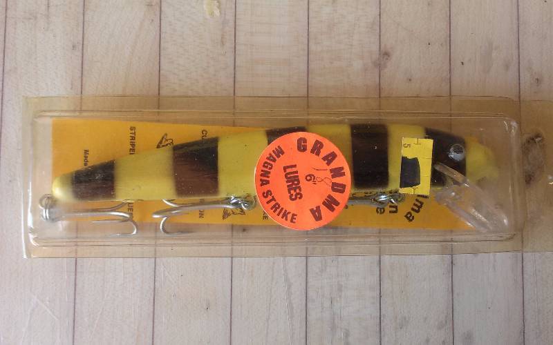 lot 162 image: Fishing Lure - Magna Strike Grandma 6