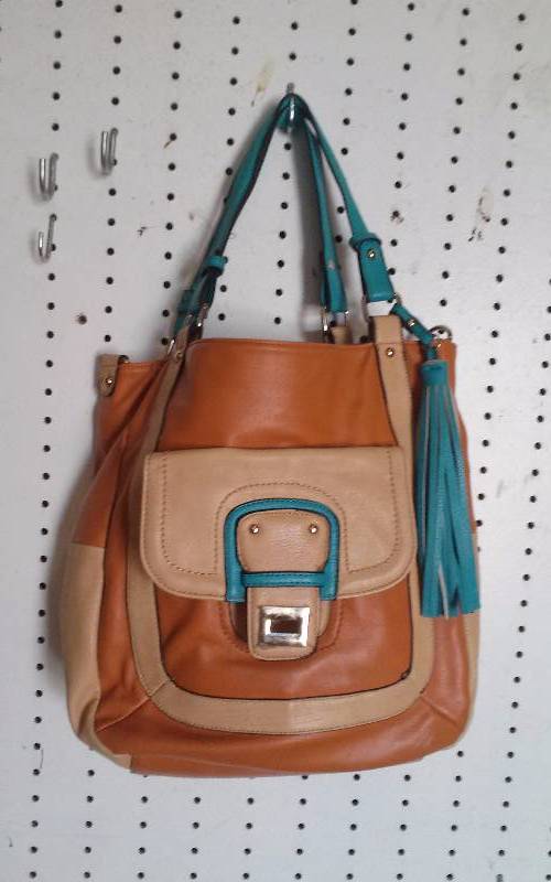 lot 174 image: Purse - Two Toned Brown & Turquoise, good condition