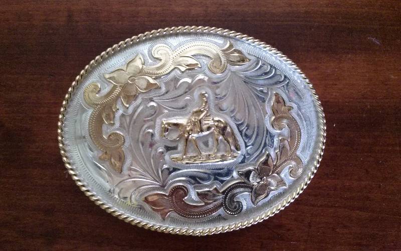 lot 209 image: Belt Buckle - Large Round Horse Belt Buckle