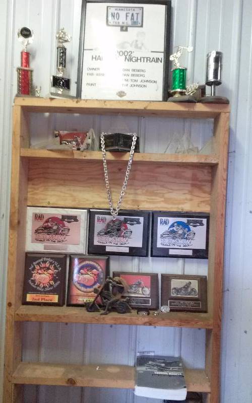 lot 212 image: Lot - Misc HARLEY DAVIDSON Items & Trophy Plaques, etc