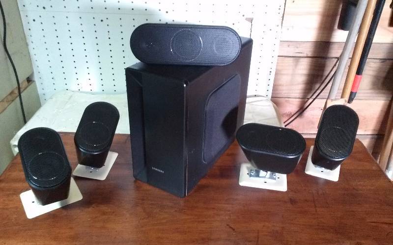 lot 219 image: Samsung Surround Sound Speakers
