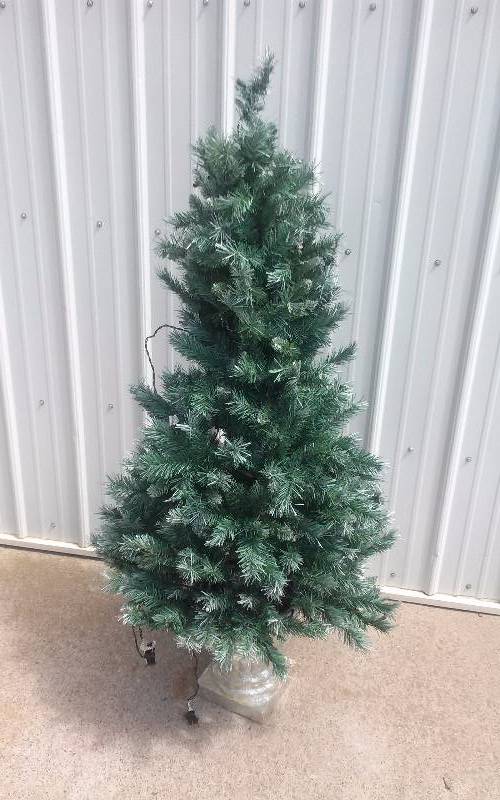 lot 281 image: 5ft Artificial Lighted Porch Tree