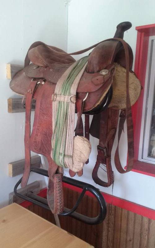 lot 298 image: Horse Saddle, 16, 6