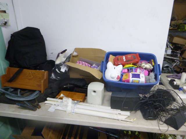 lot 7 image: Miscellaneous Items