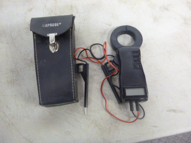 lot 20 image: Amprobe Multimeter