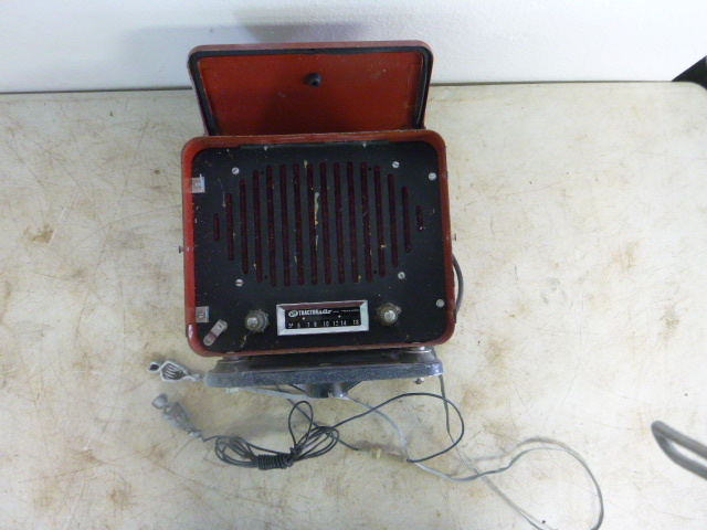lot 57 image: ATR Tractor Radio
